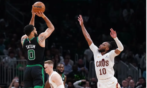 连续3年进东决！绿军4-1淘汰骑士 塔图姆准三双&莫布里33+7