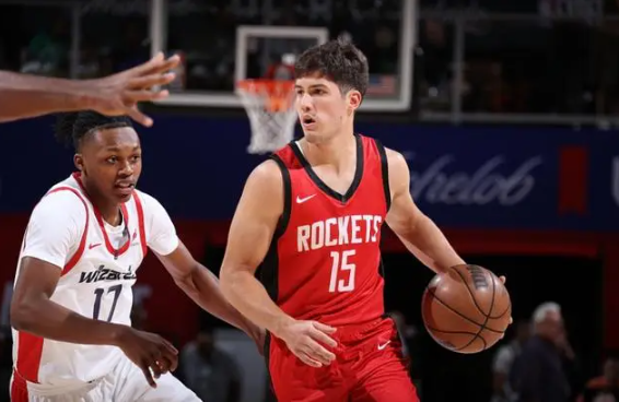 NBA夏联-谢泼德完胜榜眼!轰22+6+7+5断太闪耀,白魔6次扣篮25分降维打击 NBA夏联-谢泼德完胜榜眼!轰22+6+7+5断太闪耀,白魔6次扣篮25分降维打击