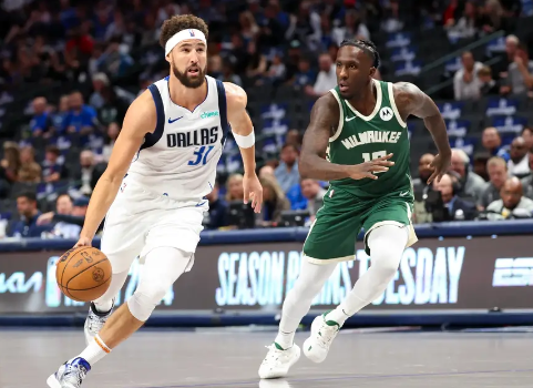 NBA季前赛-克莱11+6 字母哥缺阵 欧文14分 独行侠轻取雄鹿