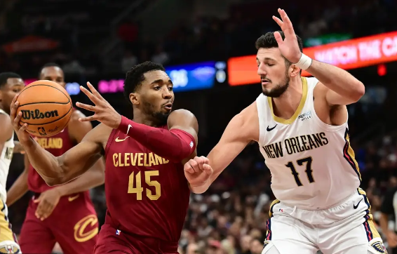 杰罗姆生涯新高29分 米切尔仅出战19分钟 骑士大胜残阵鹈鹕