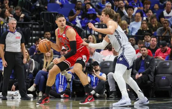 萨格斯生涯新高31分 波普24分 拉文9中3 魔术轻取公牛取4连胜