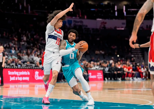 库利巴利26+5 小桥生涯首次三双 奇才3人20+送黄蜂5连败