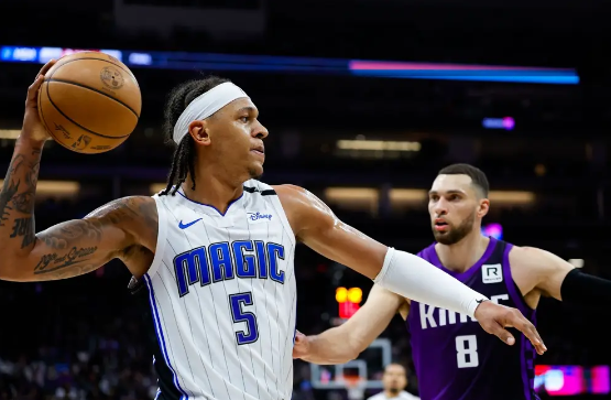 拉文首秀13中4 小萨21+13 小瓦格纳三节31+5 国王不敌魔术