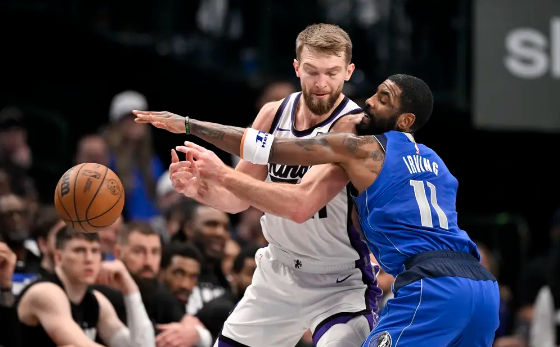 德罗赞42分欧文空砍30+9 国王加时129-128险胜独行侠 