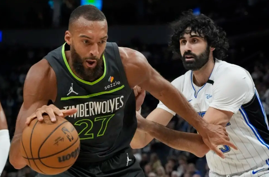 华子28+5 兰德尔22+7+5 班凯罗43+11 森林狼拆穿魔术迎7连胜