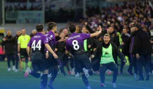 意甲-尤文客场0-3惨败佛罗伦萨，法吉奥利助攻曼德拉戈拉破门