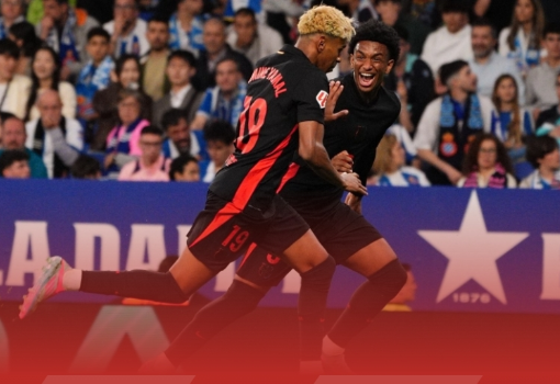 西甲-巴萨2-0西班牙人提前2轮夺冠 亚马尔世界波+造红+传射